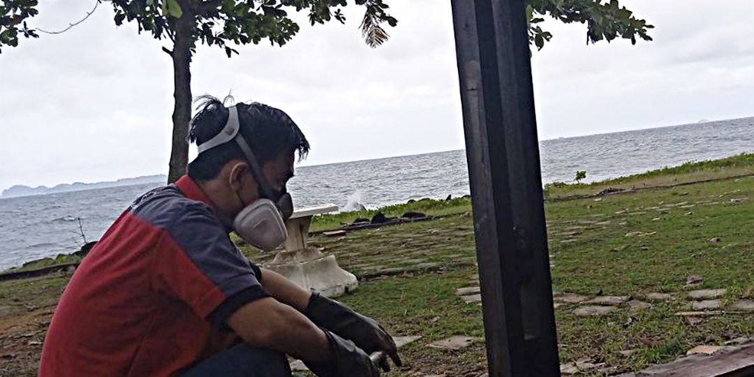 Jasa Semprot Pembasmi Rayap Profesional di Karang Mulya dan Karang Tengah Aman dan Terpercaya